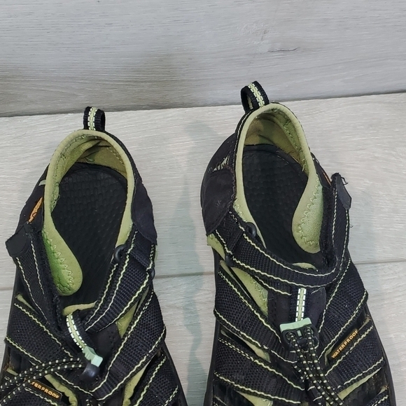 Keen Mens Newport Outdoor Hiking Comfort Sandals shoes sz 6 main image 4